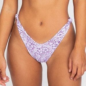 Skatie Suzanne bottom in Charleston